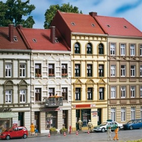 H0 Auhagen 11393 Schmidtstrasse 17/19 domy