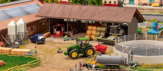 H0 Faller 130584 Stavebnice - přístřešek na vybavení, jímka na kejdu a krmná sila