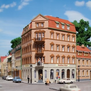 TT Auhagen 13334 Rohový městský dům