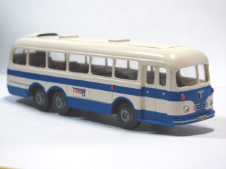H0 RA 108102 Karosa-Tatra T500HB